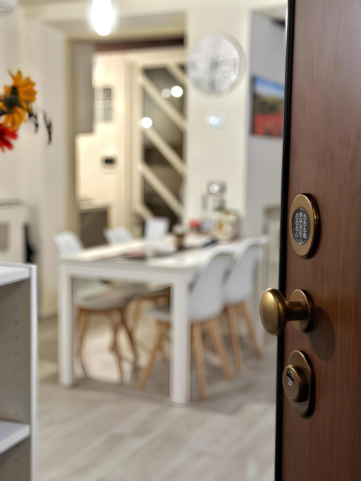 Be Your - Just A Step Away From Everything Apartamento *